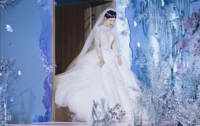 什么的身材适合公主式婚纱礼服？
