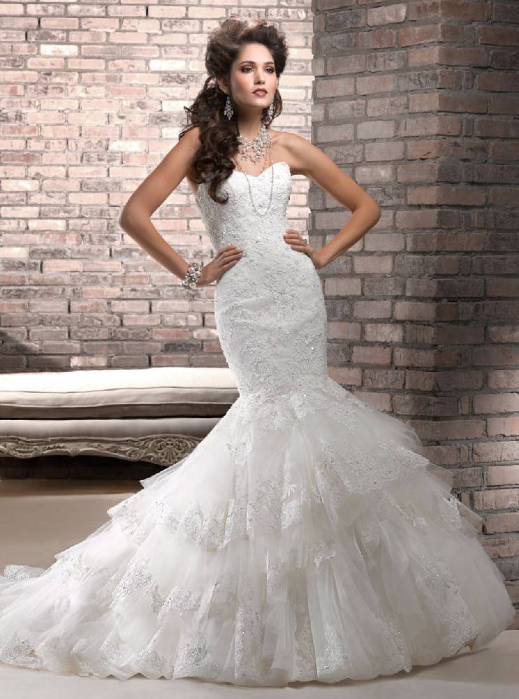 新款时尚鱼尾包臀蕾丝大拖尾婚纱礼服批发定做HS9226
