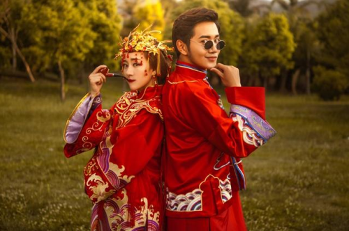 结婚秀禾服什么时候穿？